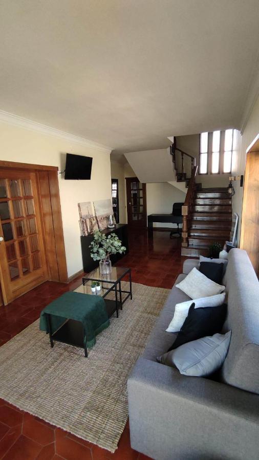 Hostel Summer House บีลาโนวาเดกายา ภายนอก รูปภาพ