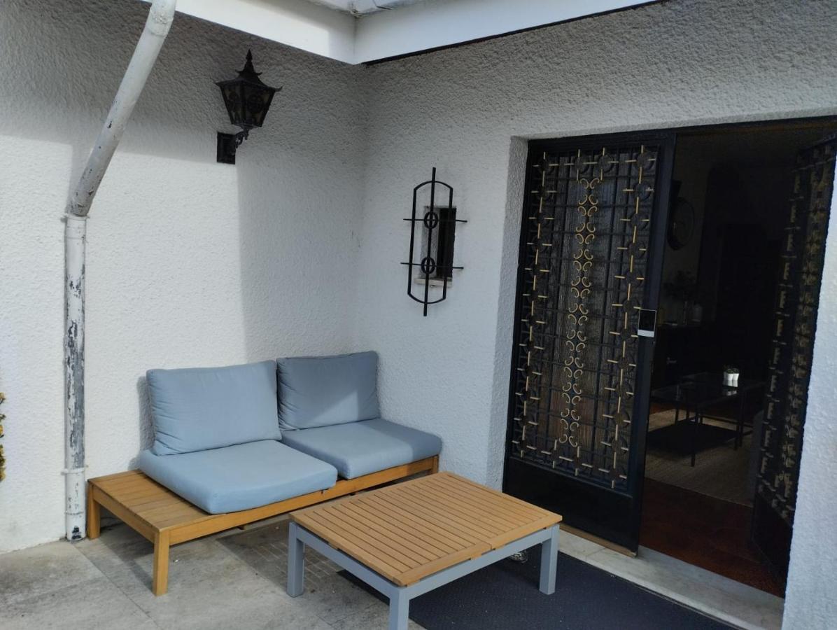 Hostel Summer House บีลาโนวาเดกายา ภายนอก รูปภาพ